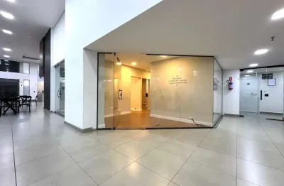 Loja comercial de  60m² na galeria do green center – centro