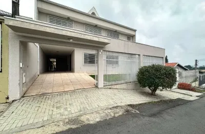 Casa com 3 quartos 3 suites 3 vagas e espaço gourmet no bacacheri