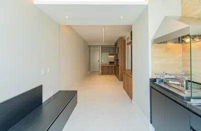 Apartamento para venda em Indianópolis com 2 quartos, sendo 2 suítes , 76m² 2 vagas