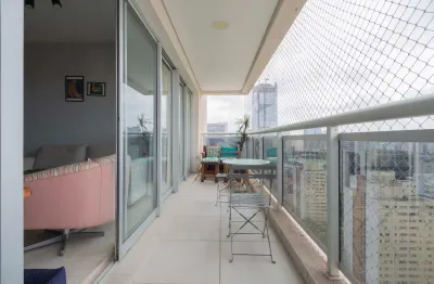 Apartamento para venda e locação em Chácara Santo Antônio com 2 quartos, sendo 1 suíte , 72m²