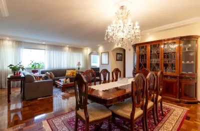 Apartamento para venda em Santo Amaro, com 4 quartos, sendo 1 suíte , 155m², 1 vaga de garagem.