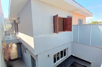 Sobrado para venda em Brooklin Paulista com 3 quartos, sendo 1 suíte , 124m²