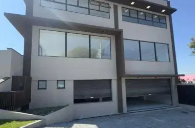 Imóvel para aluguel possui 360 metros quadrados em Jardim Bom Retiro - Campinas - SP