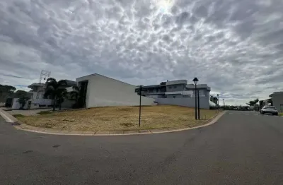 Imóvel para venda tem 417 metros quadrados em Swiss Park - Campinas - SP