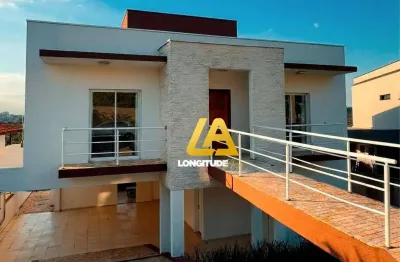 Arujá Hills III com 3 Suítes e Piscina Privativa – Pronta para Morar