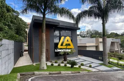 Residência no Arujá Ville II com Área Gourmet Fechada e Spa Privativo – 3 Suítes