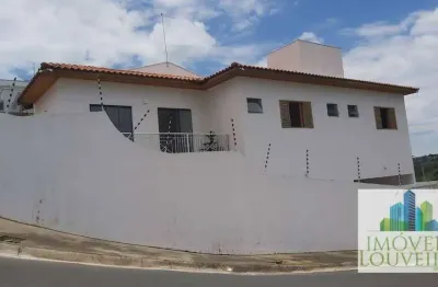 Casa com 3 dormitórios à venda, 131 m² por R$ 860.000,00 - Centro - Serra Negra/SP