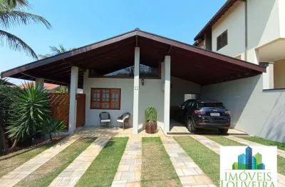 Casa com 3 dormitórios à venda, 200 m² por R$ 1.340.000,00 - Vila Faustina II - Valinhos/SP
