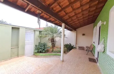 Casa com 2 quartos à venda no Santa Rita, Piracicaba  por R$ 385.000