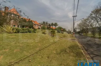 Casa em condomínio fechado com 5 quartos à venda na Avenida Ribeirão Preto, Tamboré, Barueri