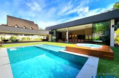 Casa em condomínio fechado com 5 quartos à venda na Avenida Marília, Tamboré, Barueri