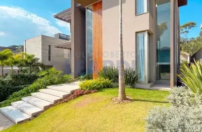 Casa em condomínio fechado com 4 quartos à venda na Alameda das Bauhínias, Tamboré, Santana de Parnaíba