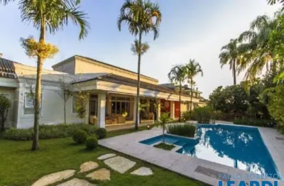 Casa em condomínio fechado com 5 quartos à venda na Alameda Paraguai, Alphaville Residencial Dois, Barueri