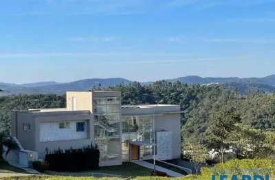 Casa em condomínio fechado com 4 quartos à venda na Alameda das Sapucaias, Alphaville, Santana de Parnaíba