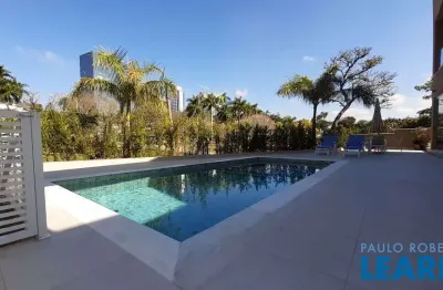 Casa em condomínio fechado com 4 quartos à venda na Alameda Suécia, Alphaville, Barueri