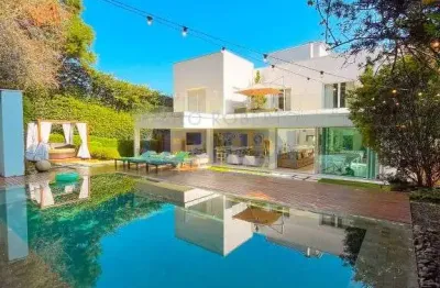 Casa em condomínio fechado com 5 quartos à venda na Alameda Araés, Alphaville, Santana de Parnaíba