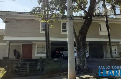 Casa em condomínio fechado com 4 quartos para alugar na Alameda Paris, Alphaville, Barueri