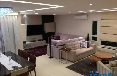 Casa em condomínio fechado com 4 quartos à venda na Alameda Lambrusco, Tamboré, Barueri