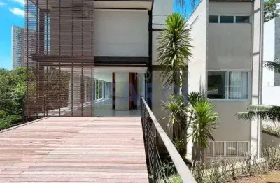 Casa em condomínio fechado com 4 quartos à venda na Rua Pitangueira, Tamboré, Santana de Parnaíba