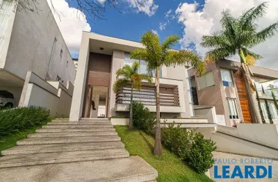 Casa em condomínio fechado com 4 quartos à venda na Alameda das Cássias, Tamboré, Santana de Parnaíba