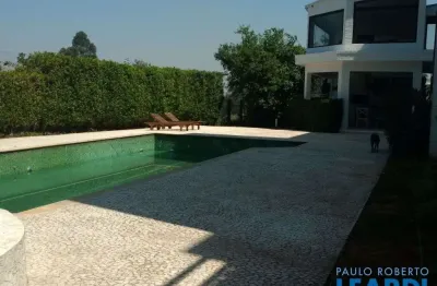 Casa em condomínio fechado com 5 quartos à venda na Avenida Andradina, Tamboré, Barueri