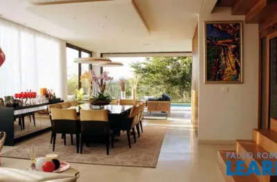 Casa em condomínio fechado com 4 quartos à venda na Alameda Hércules, Alphaville, Santana de Parnaíba