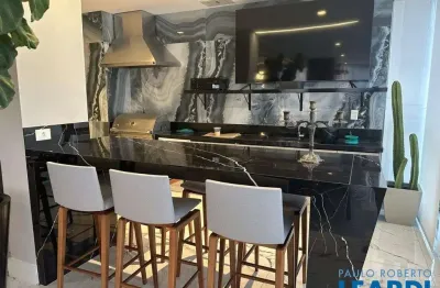 Apartamento com 4 quartos para alugar na Avenida Cauaxi, Alphaville Industrial, Barueri