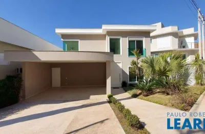 Casa em condomínio fechado com 4 quartos para alugar na Alameda Pico da Neblina, Tamboré, Santana de Parnaíba