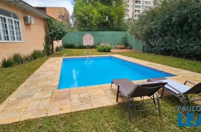 Casa em condomínio fechado com 4 quartos para alugar na Alameda Rússia, Alphaville, Barueri