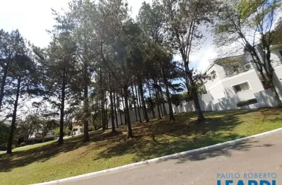 Terreno em condomínio fechado à venda na Alameda Cannes, Tamboré, Santana de Parnaíba