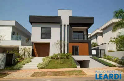 Casa em condomínio fechado com 4 quartos à venda na Alameda Pégasus, Alphaville, Santana de Parnaíba