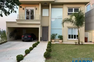 Casa em condomínio fechado com 4 quartos à venda na Alameda dos Ingás, Alphaville, Santana de Parnaíba