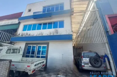 Casa comercial para alugar na Rua Amador Bueno, Piratininga, Osasco