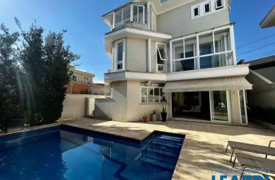 Casa em condomínio fechado com 4 quartos à venda na Alameda Vale das Grutas, Valville, Santana de Parnaíba