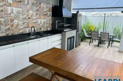 Casa em condomínio fechado com 4 quartos para alugar na Alameda São Carlos, Alphaville, Santana de Parnaíba