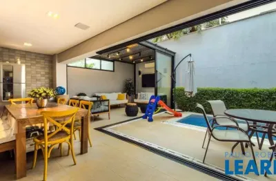 Casa em condomínio fechado com 4 quartos à venda na Alameda Gregório Bogossian Sobrinho, Tamboré, Santana de Parnaíba