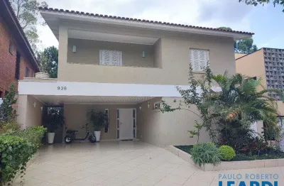 Casa em condomínio fechado com 5 quartos à venda na Alameda Franca, Alphaville, Santana de Parnaíba