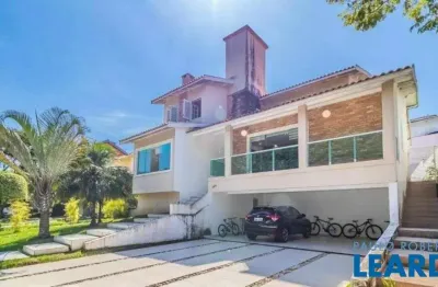 Casa em condomínio fechado com 4 quartos à venda na Alameda Cambará, Alphaville, Santana de Parnaíba