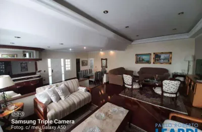 Casa em condomínio fechado com 4 quartos à venda na Alameda Apucarana, Alphaville, Santana de Parnaíba