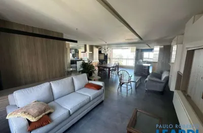 Apartamento com 2 quartos à venda na Avenida Ômega, Alphaville, Barueri