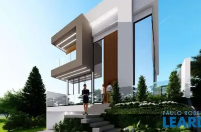 Terreno em condomínio fechado à venda na Alameda das Sapucaias, Alphaville, Santana de Parnaíba