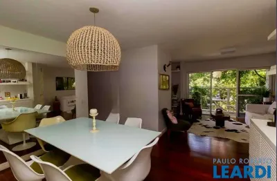 Apartamento com 3 quartos à venda na Rua Joaquim Antunes, Pinheiros, São Paulo