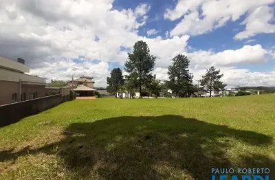 Terreno à venda na Alameda Mangabeira, Residencial Morada dos Lagos, Barueri