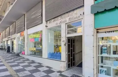 Apartamento ao lado da Prefeitura Municipal, com 3 quartos. - AP613