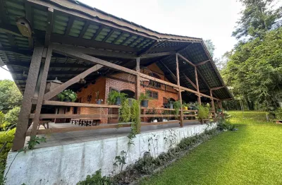 Linda chácara próximo ao Outlet de compo largo, com 20.400m²