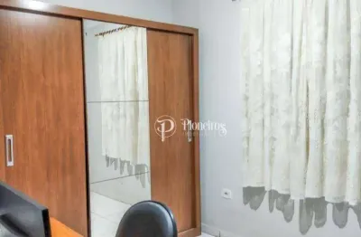 Casa com 2 quartos à venda na Rua Anhangüera, 318, São Pedro, Londrina