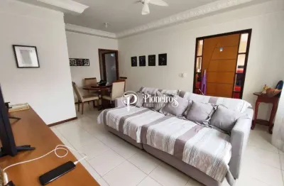 Casa com 3 dormitórios à venda, 130 m² por R$ 690.000 - São Pedro - Londrina/PR