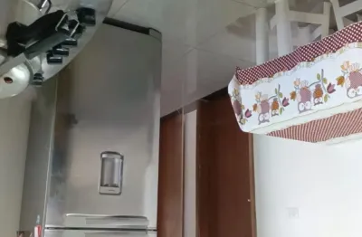 Casa com 2 quartos à venda na Rua Ernesto de Oliveira, 578, Jardim Colina Verde, Maringá