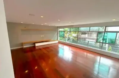 Apartamento à Venda no Leblon | 168m² | 3 Quartos | 250m da Praia