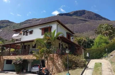 Casa com 4 quartos à venda na Rua Djanira, 141, Samambaia, Petrópolis